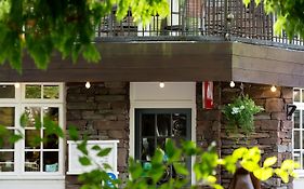 Jacksons Cafebar & Guesthouse