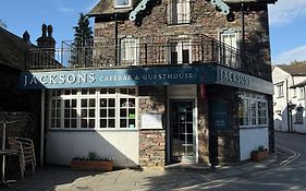 Jacksons Cafebar & Guesthouse
